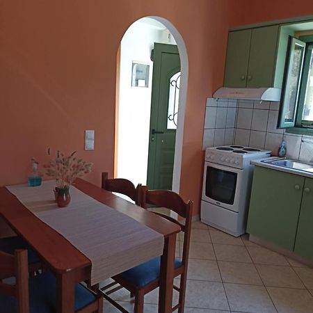 Vegera Apartment M Vasilikiadhes ภายนอก รูปภาพ